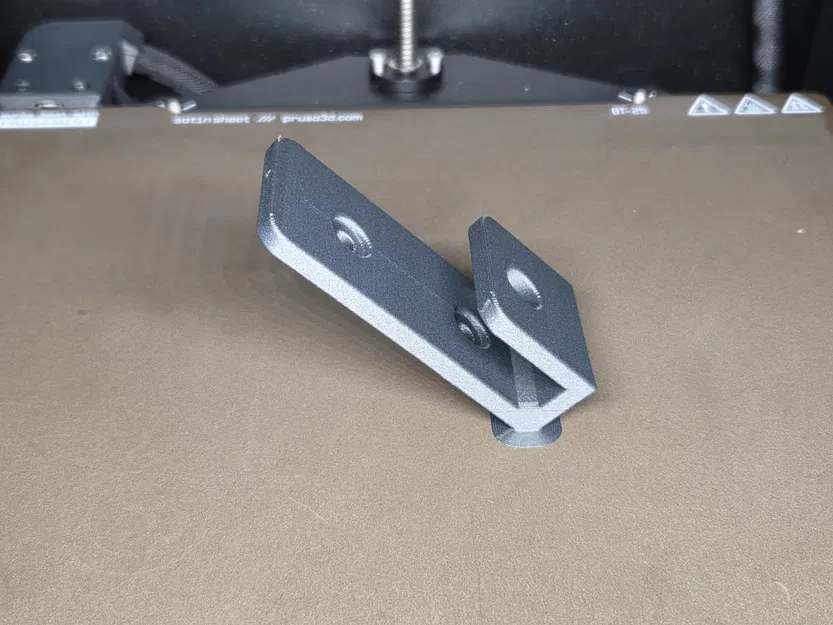 Móc Treo Tường Cho Hyper Tough 1.5 Gallon Wet/Dry Vacuum - Image 1