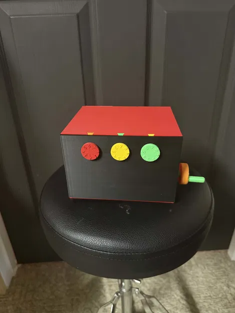 Két để tiền lẻ Spare Change Safe - Image 1