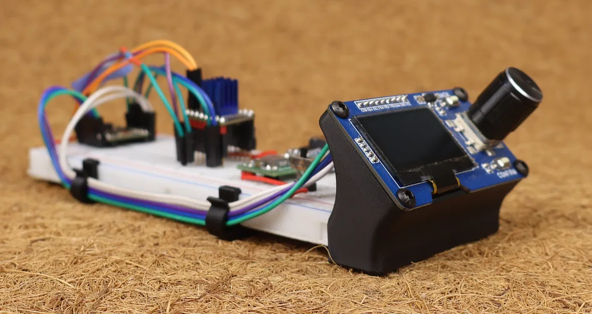 Giá gắn breadboard cho OLED 1.3" kèm encoder EC11 (góc 45°) - Image 1