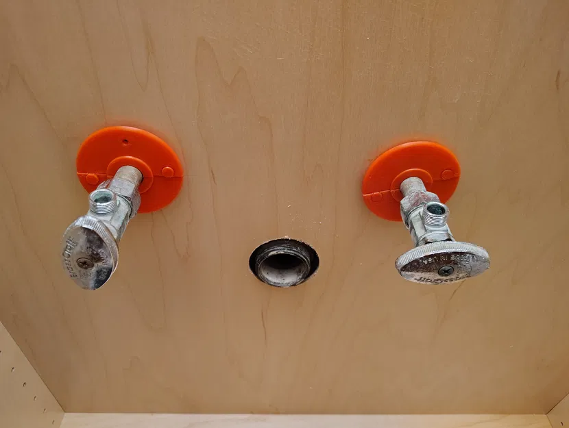 Rosette ống cho ống đồng 1/2 inch, chỉnh được kích thước ống - Image 2