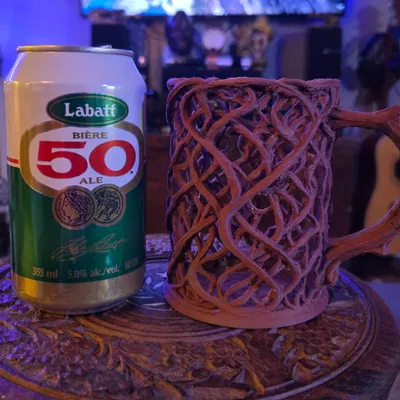 Vine Beer Koozie – Áo giữ lạnh lon kiểu dây leo