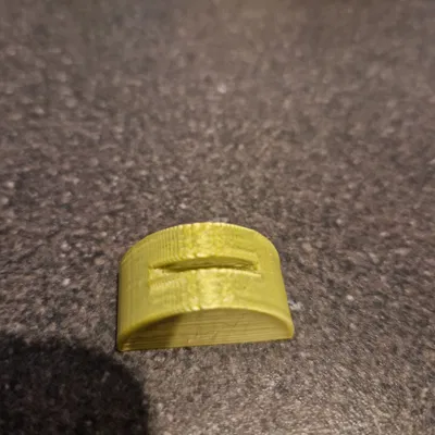 Đế trưng bày đồng xu 5p (5p coin stand)