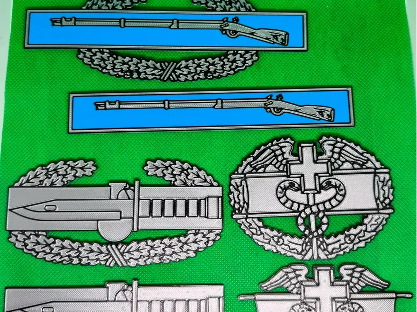 Huy hiệu Master, Expert và Combat - Image 1