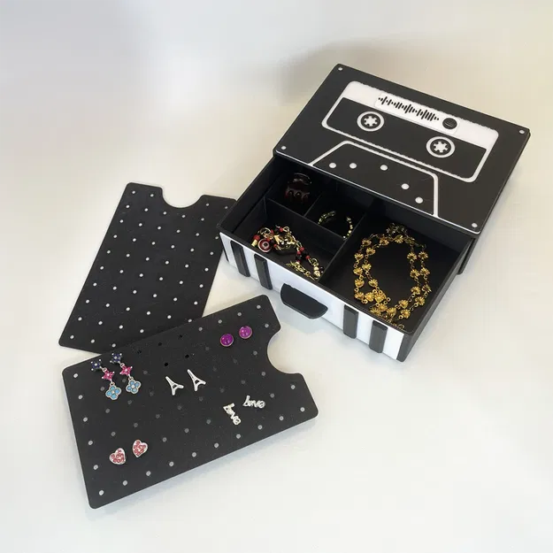 Organizer Cassette - Multiparts - Multicolor (Hộp sắp xếp kiểu cassette, nhiều phần, đa màu) - Image 1