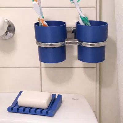 Cốc/Ống đựng bàn chải đánh răng (có lỗ thoát nước)