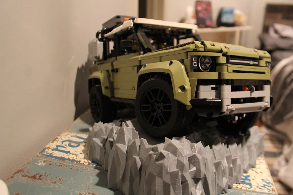 Stand trưng bày LEGO Technic Land Rover Defender - Image 2