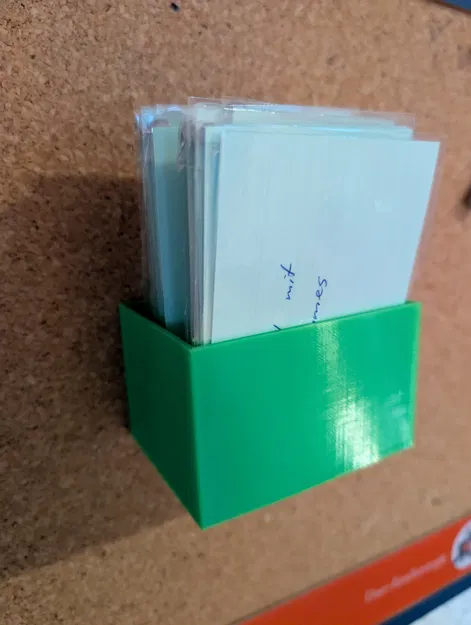 Kẹp/khay thẻ Index gắn bảng ghim (Push-Pin) - Pinboard Index Card Holder - Image 1