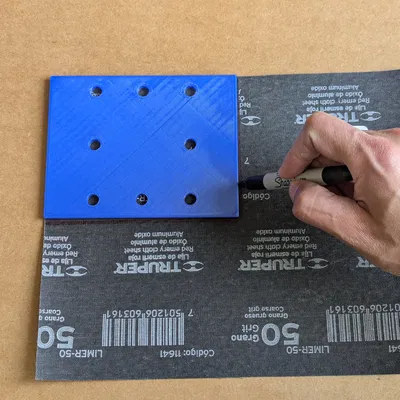 Khuôn cắt & khoan giấy nhám cho máy chà nhám Truper 1/4