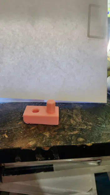 Giá treo tường pin Makita (Bracket) cho bộ sạc - Image 1