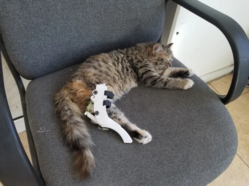 Chân Robot Cơ Khí Realistic – 3D Printable - Image 1