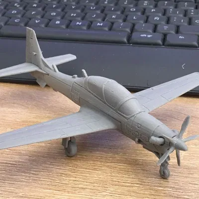 Embraer Super Tucano tỷ lệ 1/72 (scale 1/72)