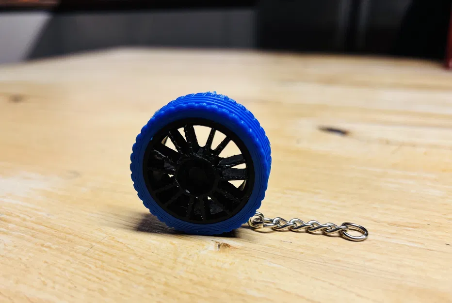 Móc khóa bánh xe ô tô (lốp xe) – car wheel/car tire keychain - Image 1