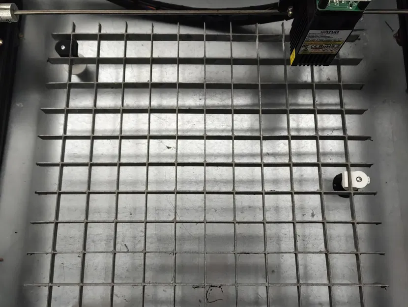 Chân cân chỉnh độ cao cho bàn làm việc máy laser - Image 1