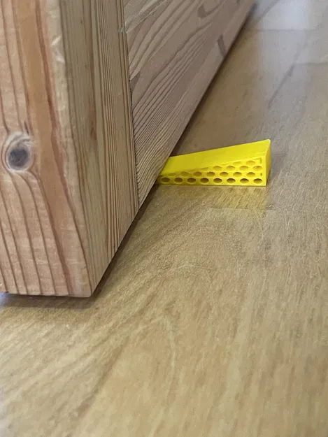 Chặn cửa V2 (honeycomb) – Door stopper V2(honycome) - Image 1