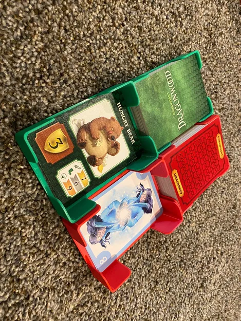 Bộ khay giữ bài Dragonwood và tháp đổ xúc xắc nhỏ - Image 3