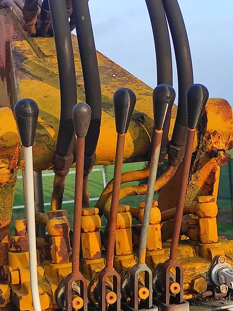 Núm Vặn Tay Gạt Thủy Lực (Hydraulic Lever Knobs) - Image 1