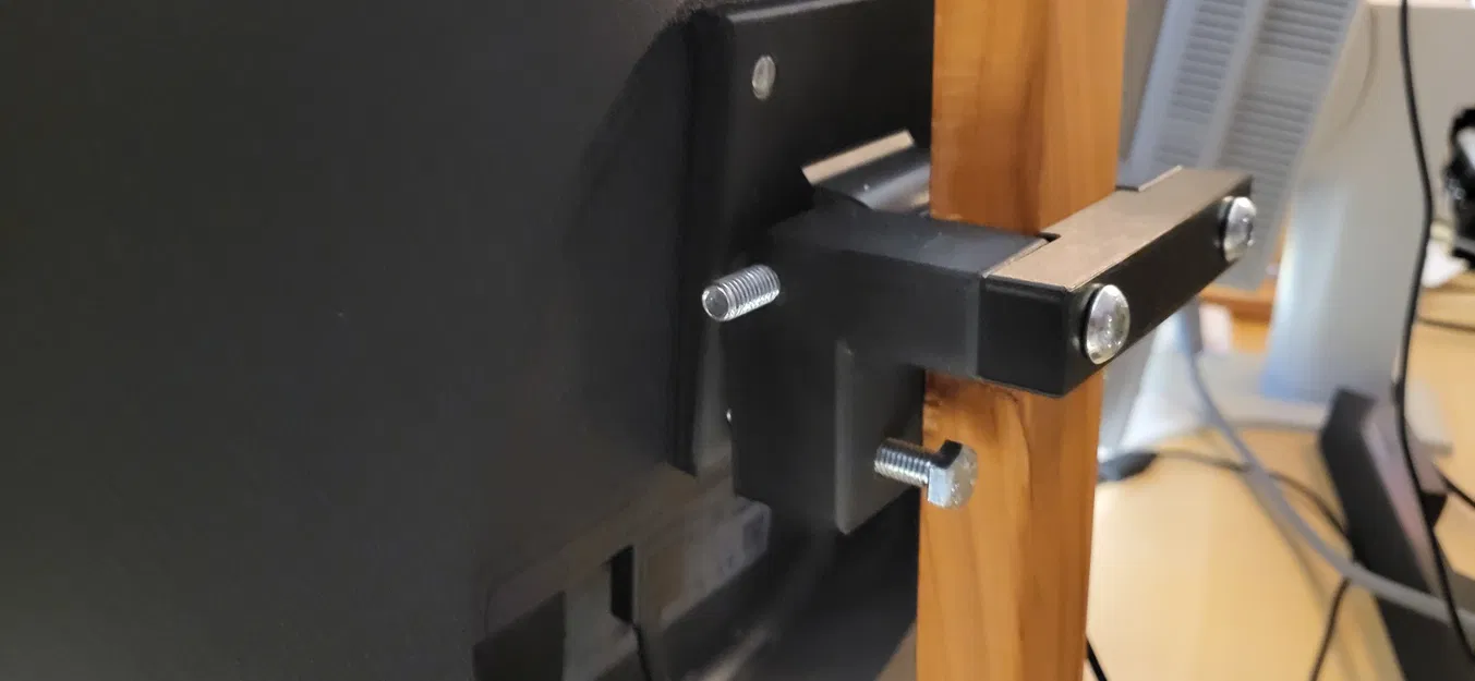 Giá đỡ màn hình Vesa 70x70 cho chân gỗ custom - Image 4