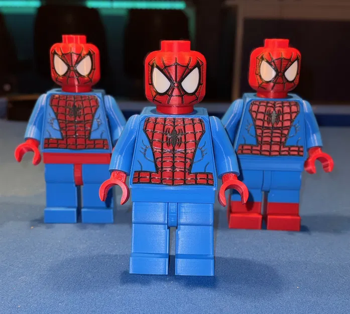 Spider-Man - Black Web Pattern MegaFigures (Tỉ lệ 5:1) - Image 1