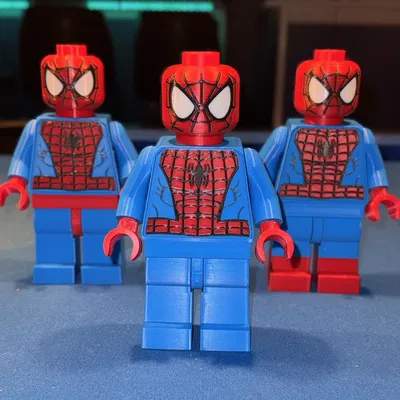 Spider-Man - Black Web Pattern MegaFigures (Tỉ lệ 5:1)
