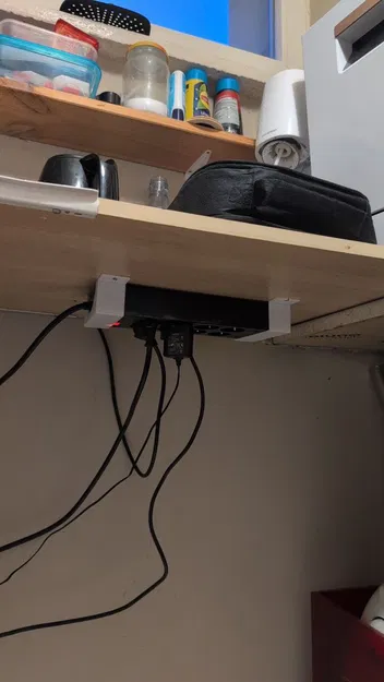 Ngàm gắn dưới bàn cho ổ cắm điện bề ngang 10.4cm - Image 1