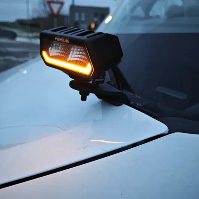 Renault Master III - Giá đỡ đèn ditch light