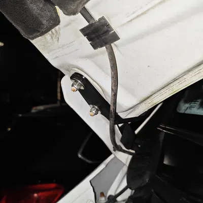 Renault Master III - Giá đỡ đèn ditch light