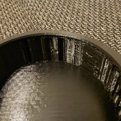 Tô nước gần như không đổ (Almost unspillable water bowl)