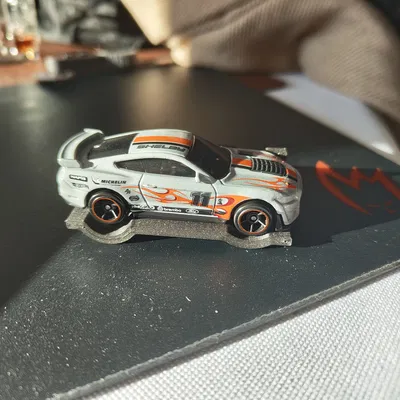 Giá treo tường trưng bày xe Hot Wheels (đỡ 2 xe)