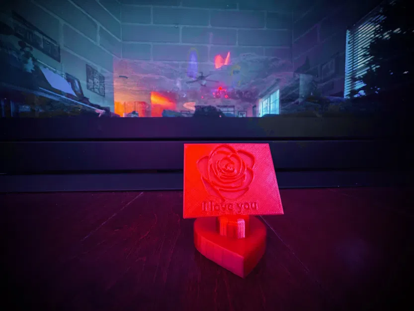 Kệ đỡ Love Stand - Image 1