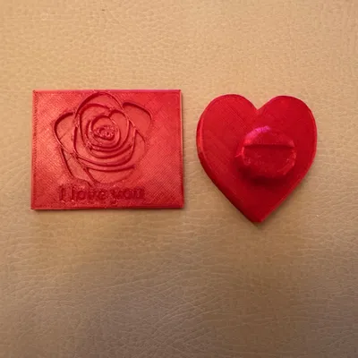 Kệ đỡ Love Stand