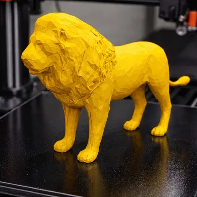 Sư tử lớn và siêu chi tiết (löwe groß und detalirt)