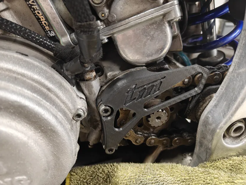 Miếng bảo vệ nhông trước TM Racing (Front Sprocket Protector) - Image 2