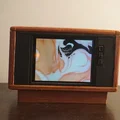 Giá đỡ điện thoại để bàn hình TV console thập niên 1980 - Thumbnail 1