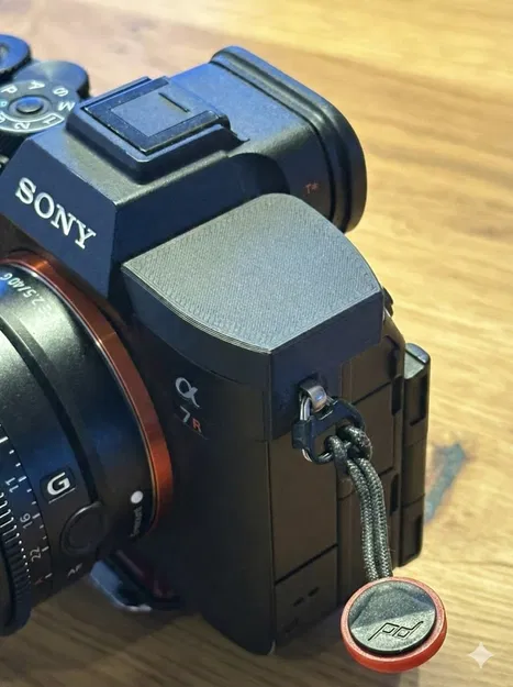 Ngàm gắn AirTag cho Sony Alpha 7R V - Image 2