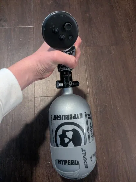 Attachment gắn bình HPA cho Paintball Playground VR (Meta Quest 3) - Image 8