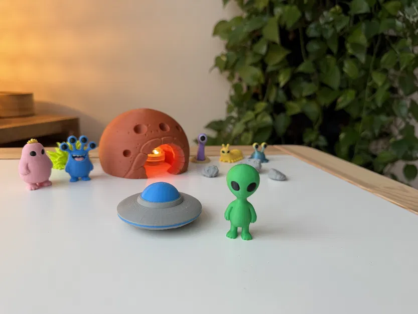 Alien “Nilo” – Alien cổ điển dáng đứng yên lặng - Image 1