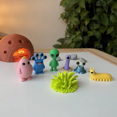 Alien “Nilo” – Alien cổ điển dáng đứng yên lặng