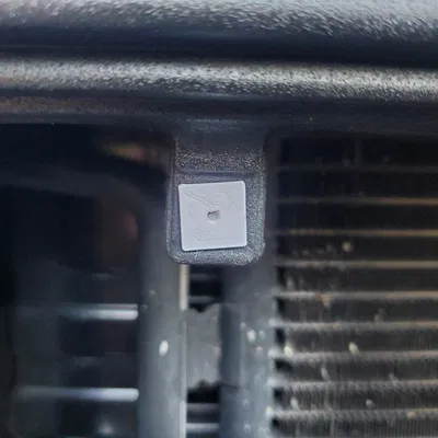 Miếng lót lưới tản nhiệt Jeep XJ Cherokee 97-01