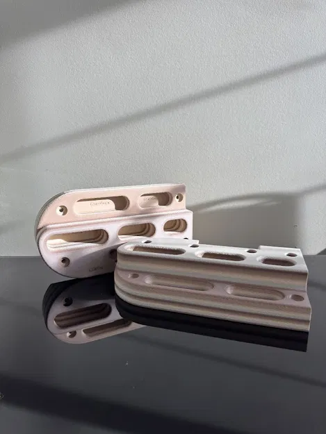 Hangboard Leo Núi In 3D (3D Printed Climbing Hangboard) - Image 2