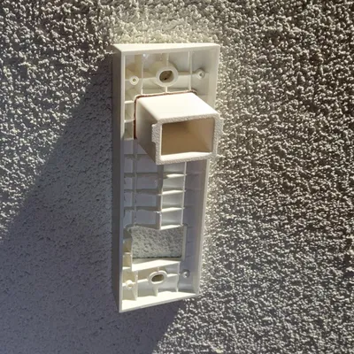 Mái che chuông cửa TAPO + miếng chèn dây cho camera Wi‑Fi TP-Link