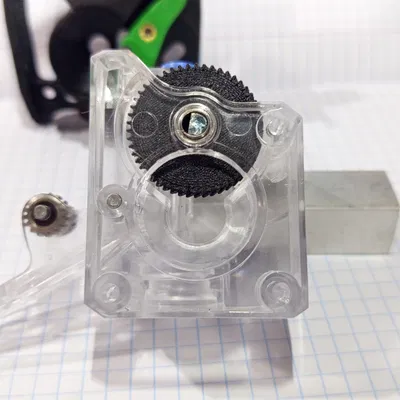 Trục Bánh Răng Helical (50T, M0.5, 17° RH) – Dual-Drive Extruder