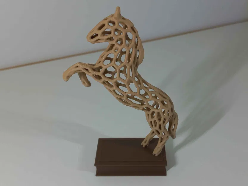 Ngựa Chồm Voronoi (Rearing Horse Voronoi) - Image 3