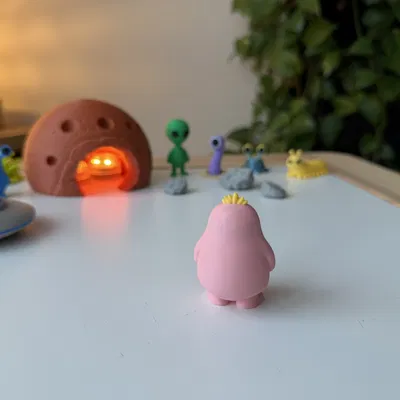 Round Alien — “Plumbo”