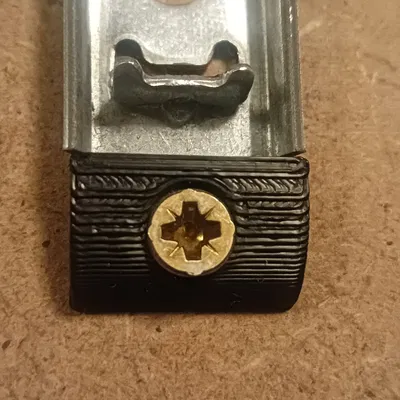 Bộ bảo vệ ray trượt ngăn kéo HETTICH 27mm