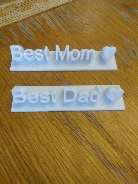 Bảng Best Mom và Best Dad kèm trái tim - Image 1