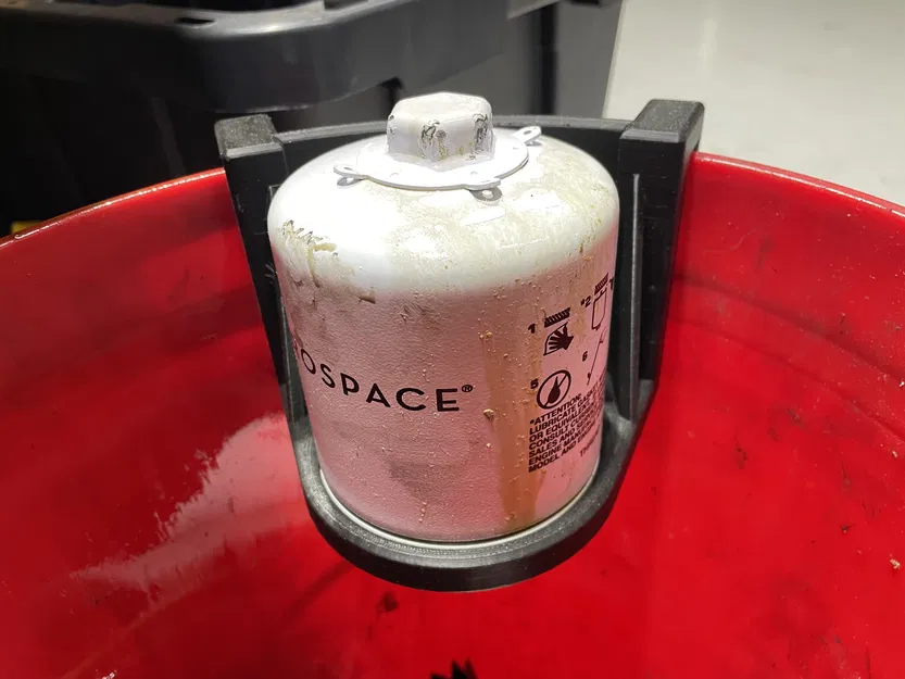 Dụng Cụ Xả Dầu Oil Filter Treo Mép Xô - Image 1