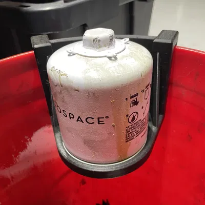 Dụng Cụ Xả Dầu Oil Filter Treo Mép Xô