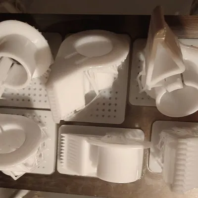 Đồ cắt băng keo tối giản nguyên khối (One-piece minimalist tape roller)