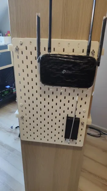 Bracket gắn router WiFi cho pegboard IKEA Skadis - Image 1