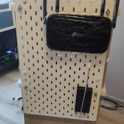 Bracket gắn router WiFi cho pegboard IKEA Skadis